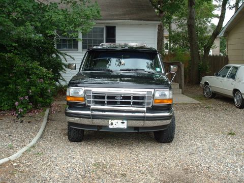 1992 Ford Bronco photo