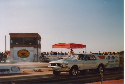 1968 Ford Mustang photo