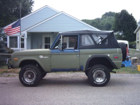 1976 Ford Bronco photo