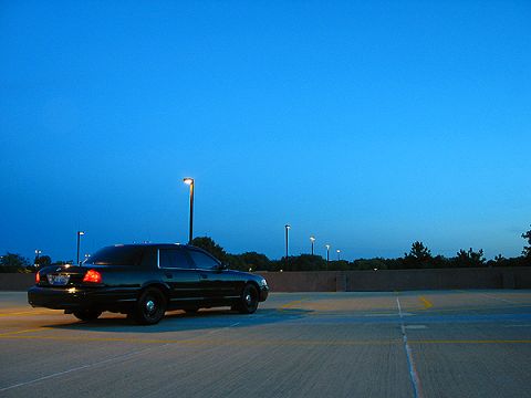 2000 Ford Crown Victoria photo