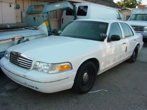 1999 Ford Crown Victoria photo