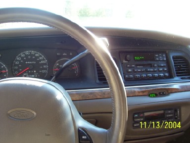 1999 Ford Crown Victoria photo