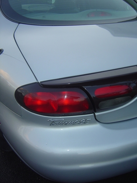 1999 Ford Taurus “Silver Thunder”