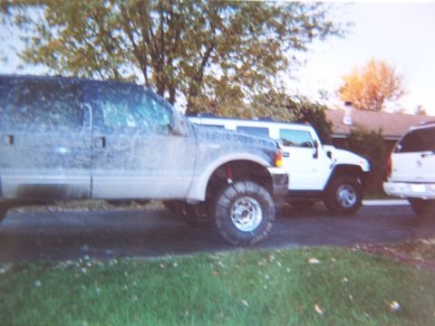 2000 Ford Excursion photo