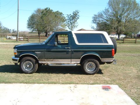 1993 Ford Bronco photo