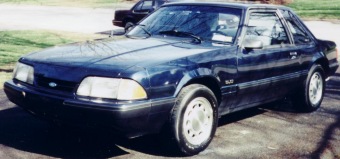 1991 Ford Mustang photo