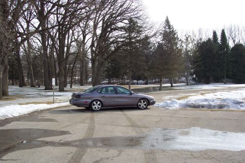 1996 Ford Taurus photo