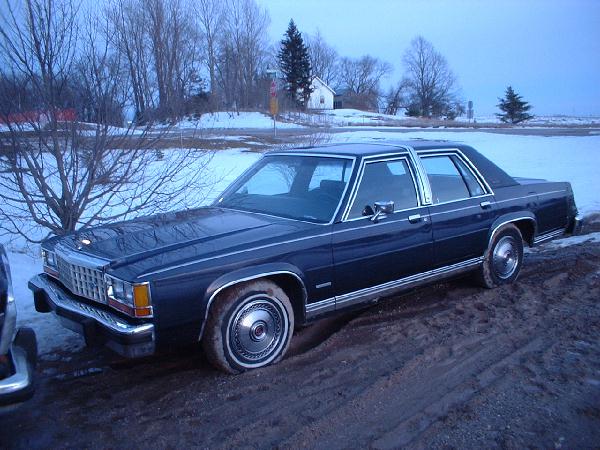 1984 Ford Crown Victoria LTD