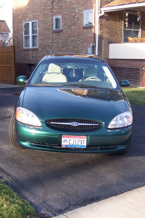 2000 Ford Taurus photo