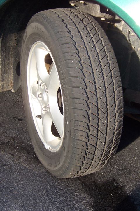 2000 Ford Taurus photo