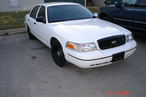 1998 Ford Crown Victoria photo