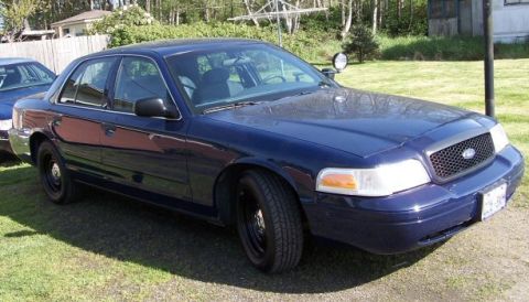 2001 Ford Crown Victoria photo