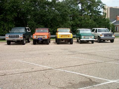1990 Ford Bronco photo