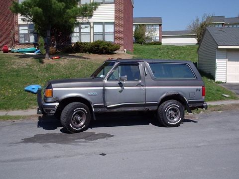 1987 Ford Bronco photo