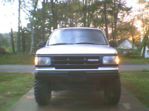 1991 Mazda Navajo photo
