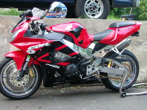 2001 Honda CBR-RR “crunchy”
