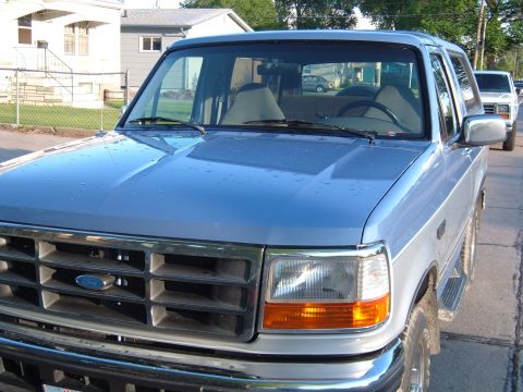 1996 Ford Bronco photo