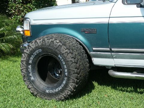 1996 Ford Bronco photo