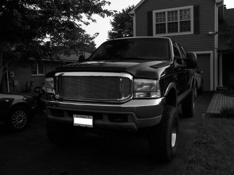 2000 Ford Excursion photo