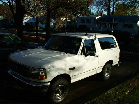 1994 Ford Bronco photo