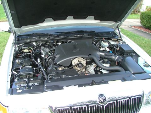 2000 Mercury Grand Marquis photo