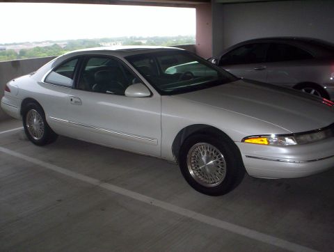 1994 Lincoln Mark VIII photo