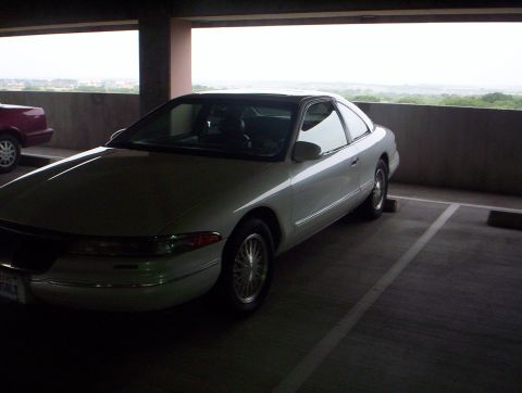 1994 Lincoln Mark VIII photo