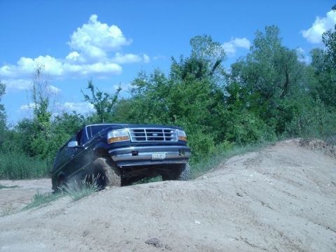 1993 Ford Bronco “BroncoRican Beast”