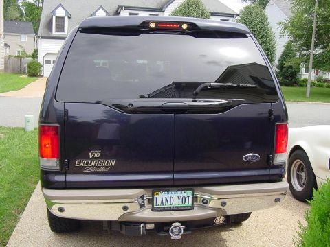 2001 Ford Excursion photo
