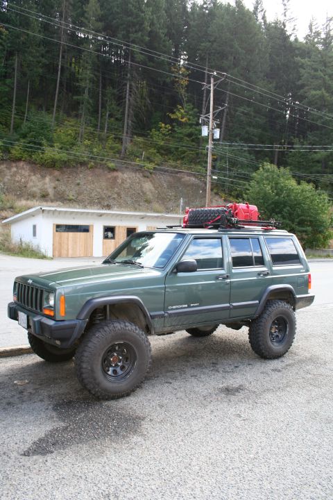 2000 Jeep Cherokee photo
