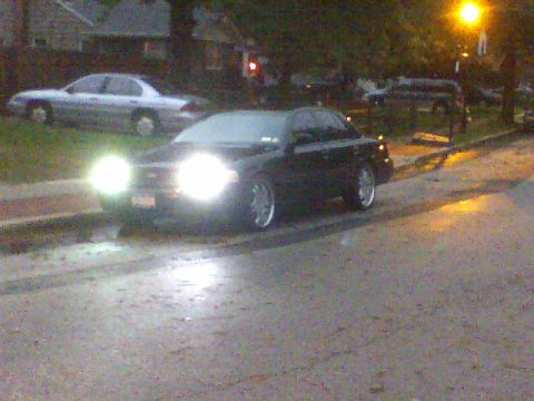 1999 Ford Crown Victoria photo
