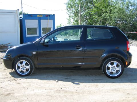 2002 Volkswagen Polo photo