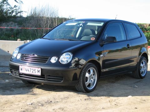 2002 Volkswagen Polo photo