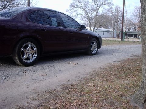 2000 Ford Taurus photo