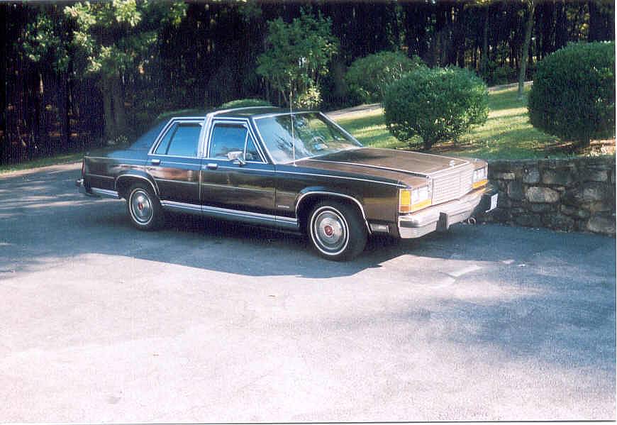 1982 Ford Crown Victoria LTD “Teh LTD”