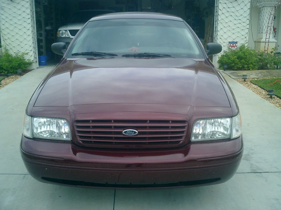 2004 Ford Crown Victoria in 2005