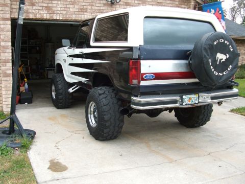 1985 Ford Bronco photo