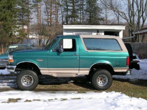 1996 Ford Bronco photo