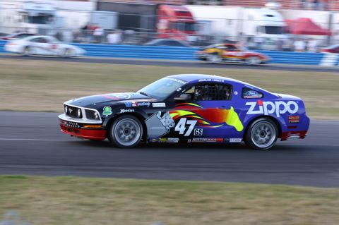 2005 Ford Mustang photo