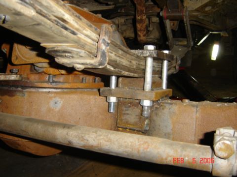 1982 Nissan Titan photo