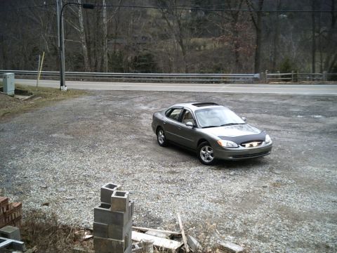 2001 Ford Taurus photo