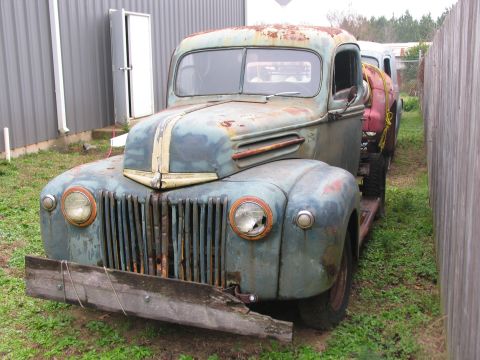 1946 Ford Pickup photo