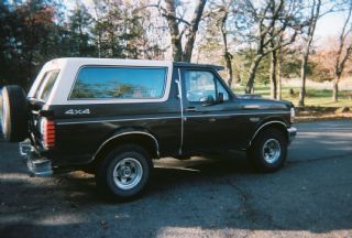 1987 Ford Bronco photo