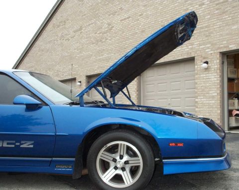 1990 Chevrolet Camaro photo