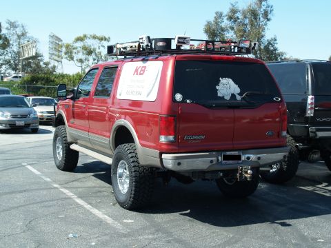 2001 Ford Excursion photo