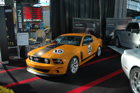 2005 Ford Mustang photo