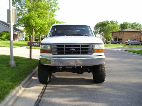 1990 Ford Bronco photo