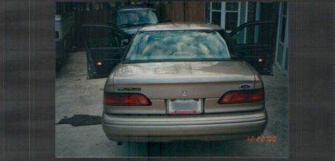 1995 Ford Taurus photo