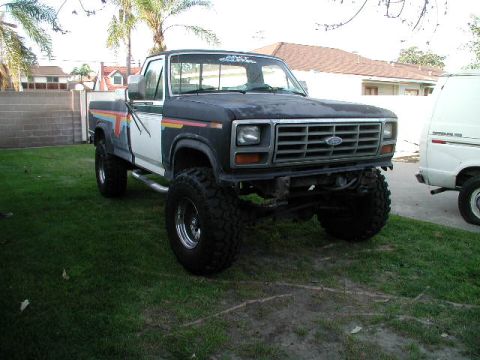 1983 Ford F-250 photo