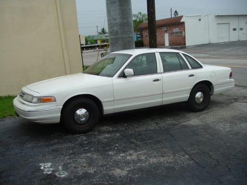 1997 Ford Crown Victoria photo